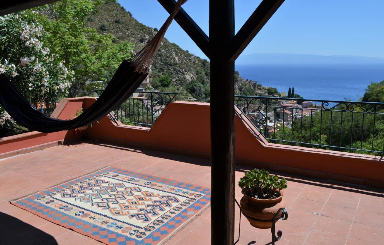 טאורמינה Villa Vittorio - Splendid Panoramic Sea View Terrace מראה חיצוני תמונה
